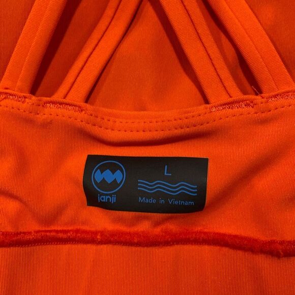 Janji run everywhere sports bra, size large - Picture 5 of 6